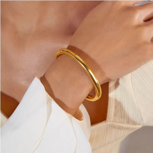 Pulsera Aro de Oro Minimalista